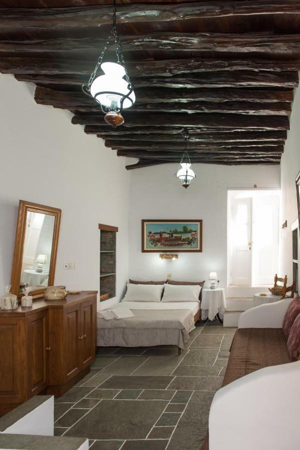Aris & Maria Houses Kástron المظهر الخارجي الصورة