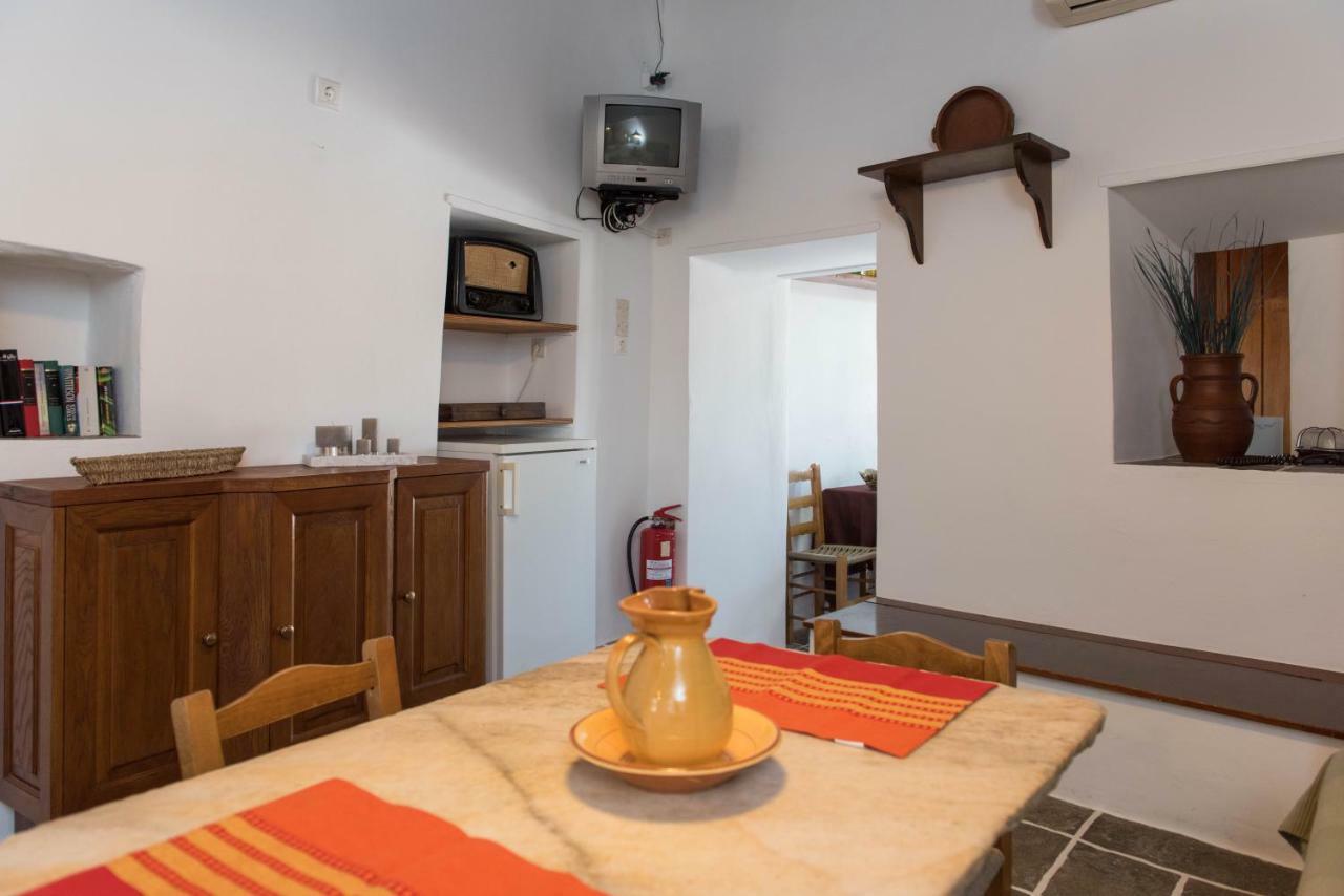 Aris & Maria Houses Kástron المظهر الخارجي الصورة